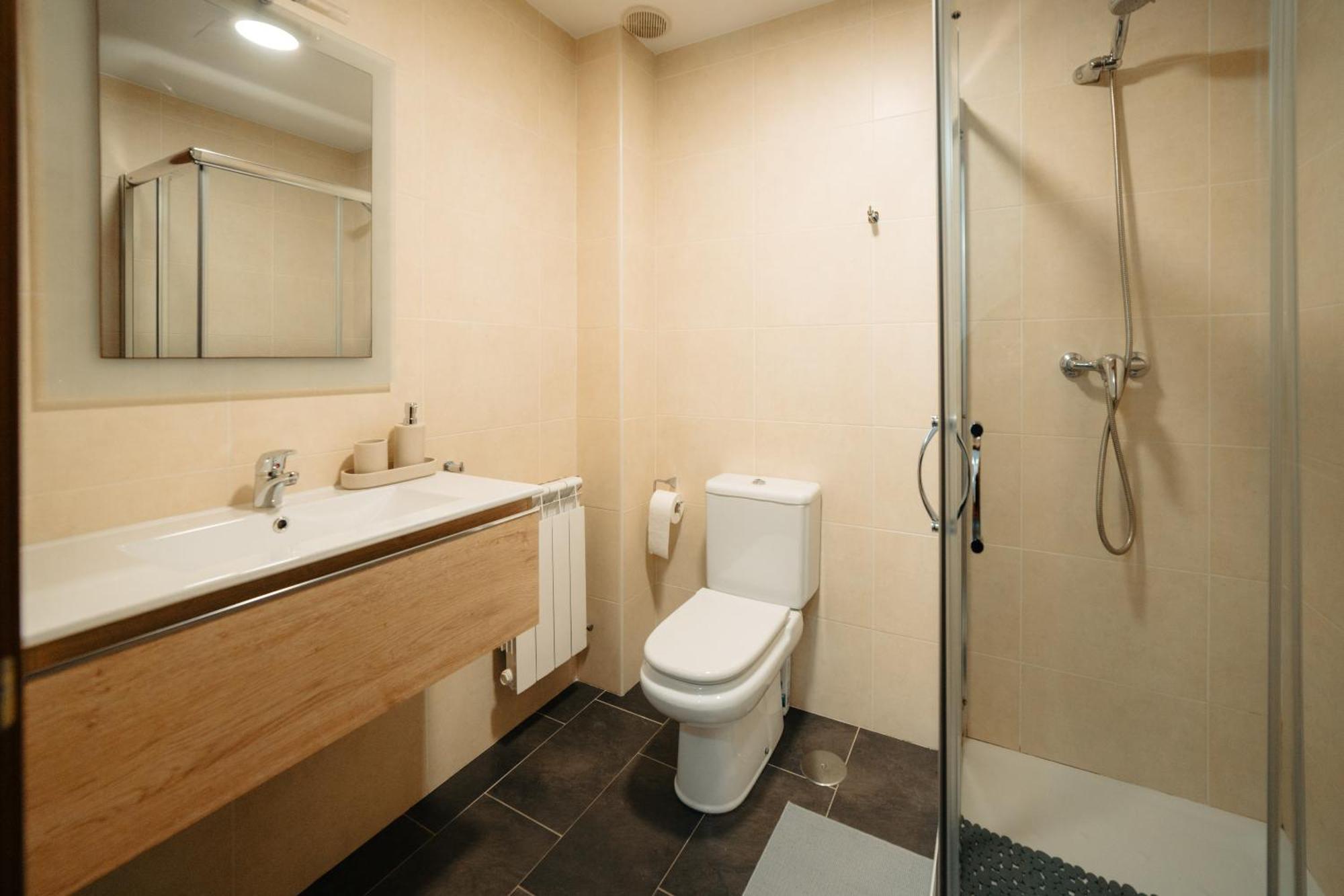Moderno Apartamento En El Camino De Fisterra Negreira Luaran gambar